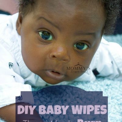DIY Baby Wipes that won’t Burn your Baby’s Bottom.